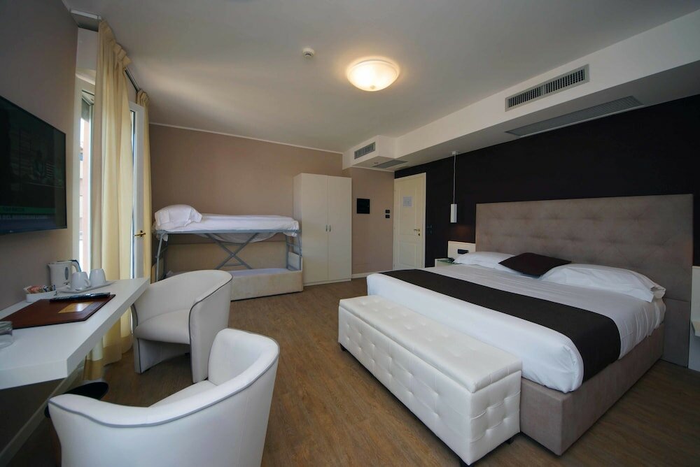 Фото Hotel Clarin 14 by Dori