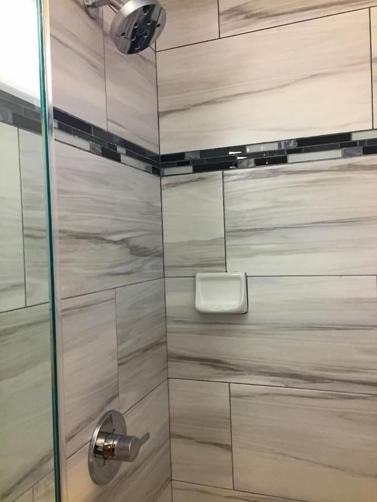 Фото Berkeley Inn