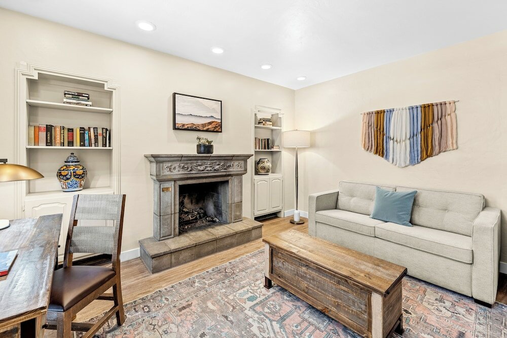 Фото Лодж он Десерт