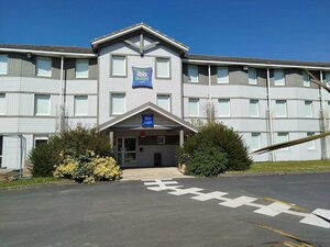 Ibis budget Granville (Normandie, Departеment Manche, Granville, Route de Villedieu), hotel