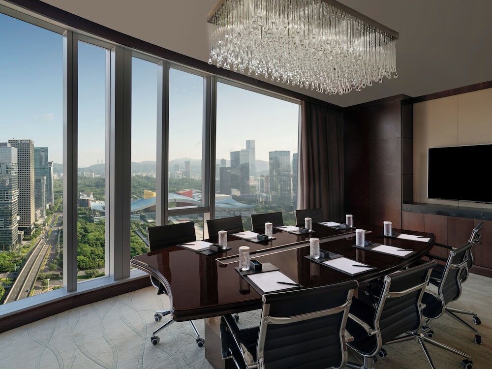 Фото Futian Shangri La Shenzhen