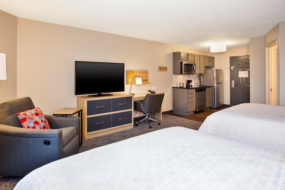 Фото Candlewood Suites Kenosha, an Ihg Hotel