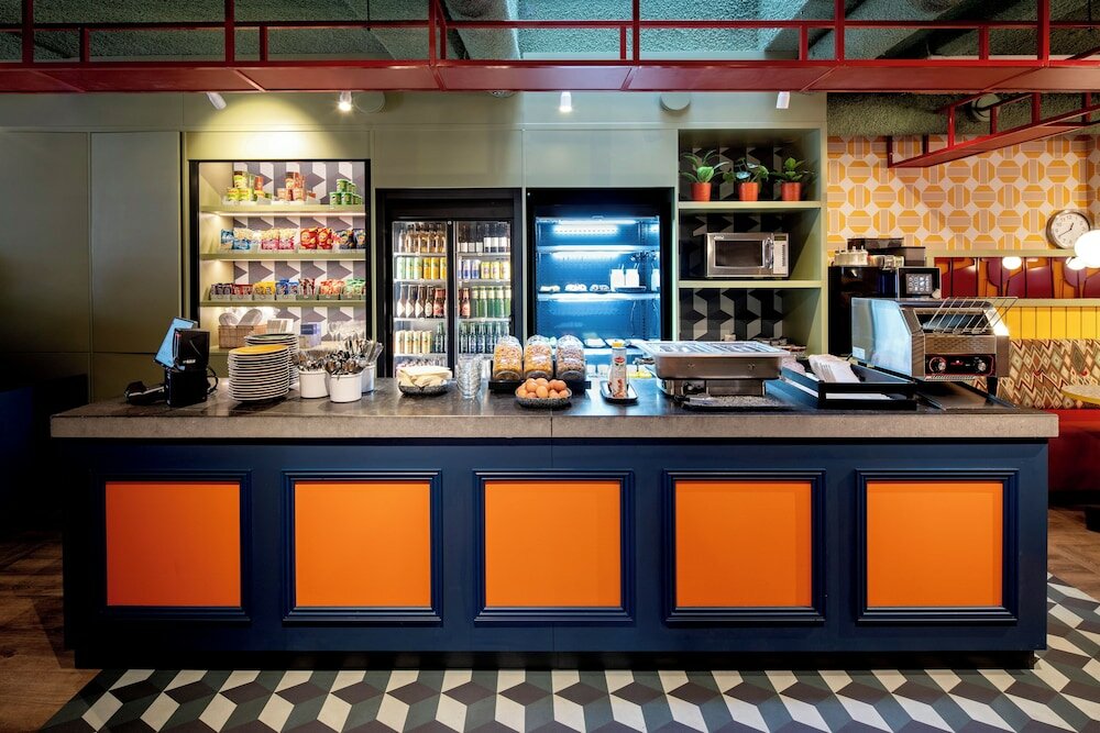 Фото Tourist Inn Budget Hotel - Hostel