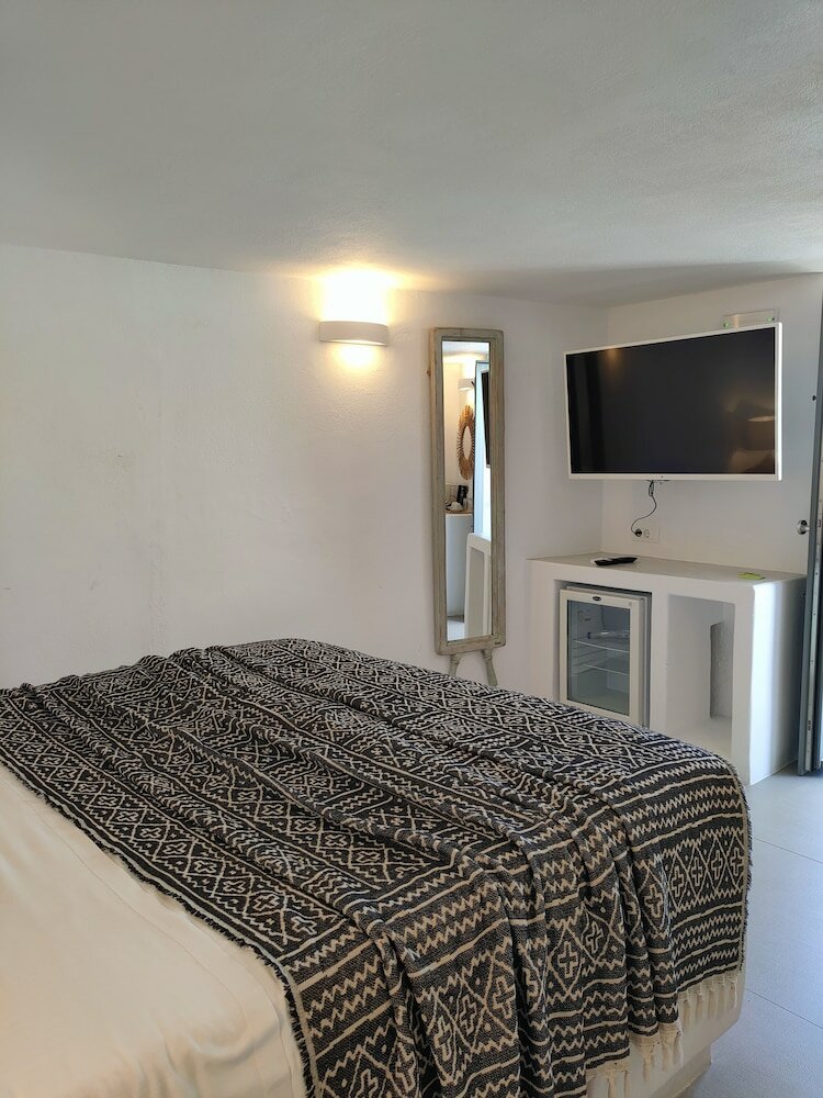 Фото Bohemian Luxury Boutique Hotel - Adults Only