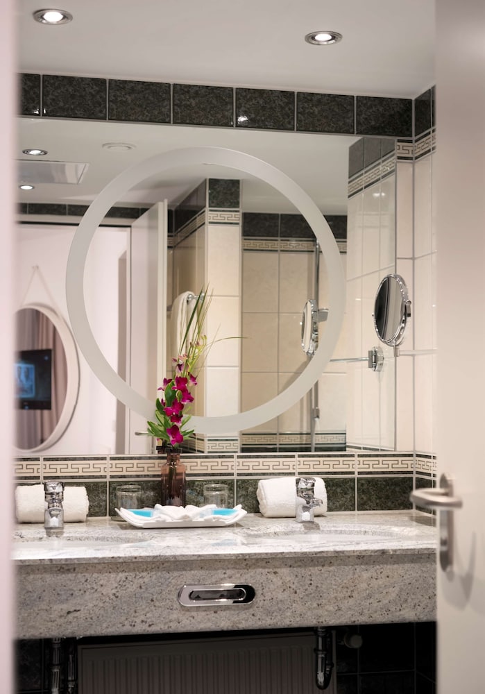 Фото Dorint Kongresshotel Mannheim