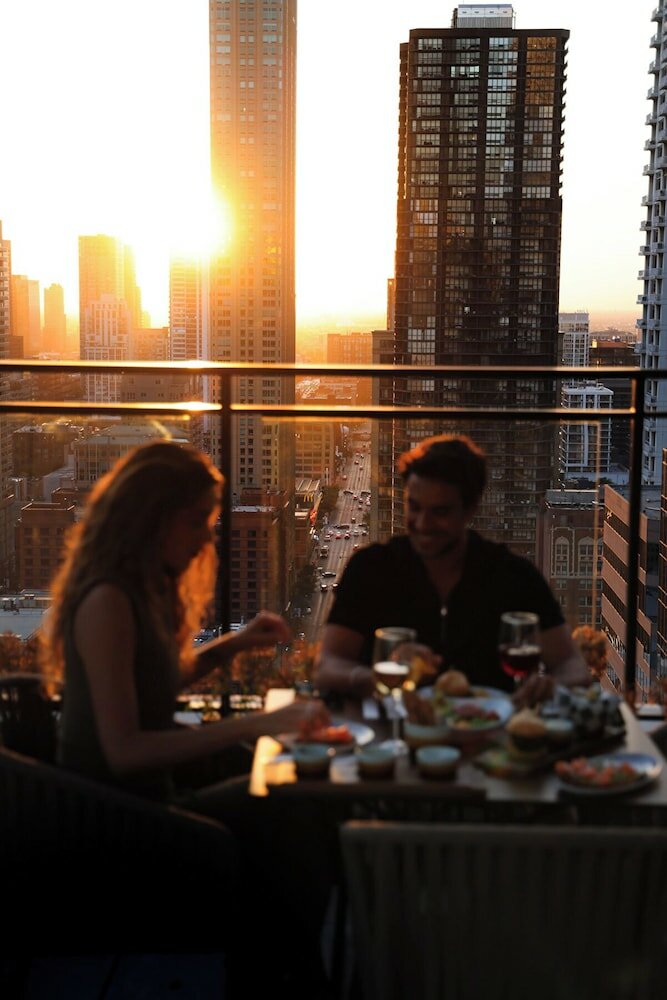 Фото Hotel Riu Plaza Chicago