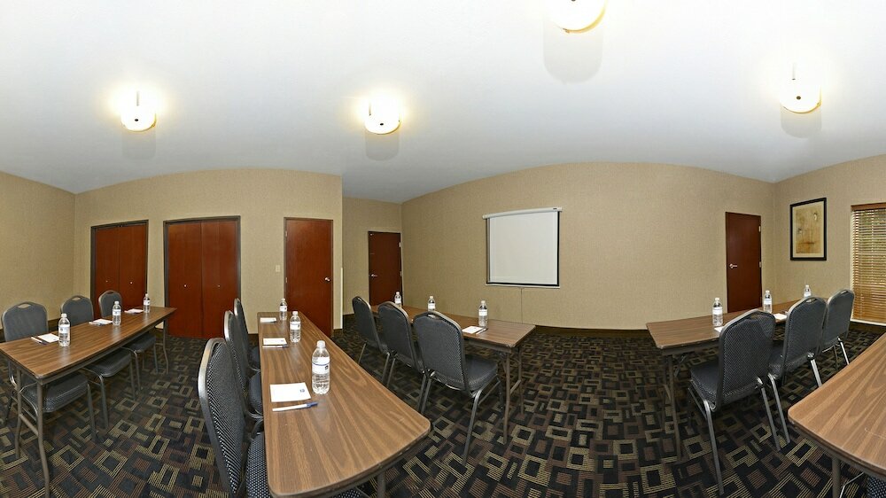 Фото Best Western Plus Prairie Inn