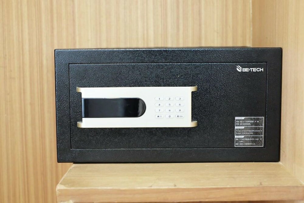 Фото Samran Place Hotel