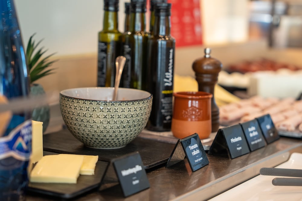 Фото Hotel ibis Madrid Alcobendas