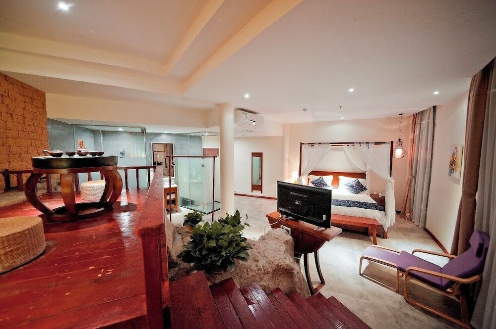 Фото Guilin Crystal Crescent Moon Hotel