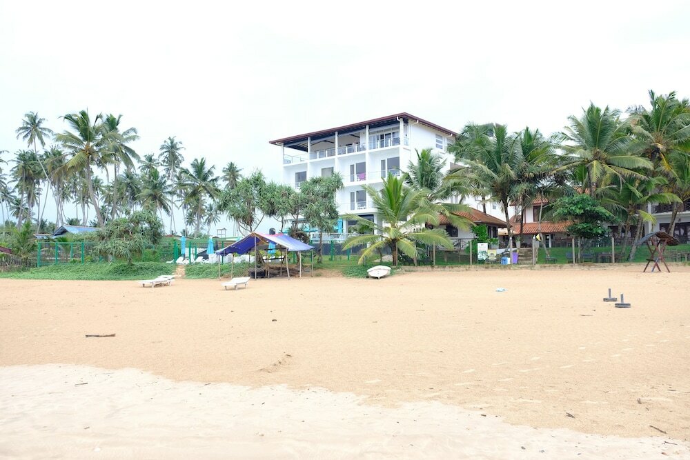 Фото Twenty-Two Weligambay