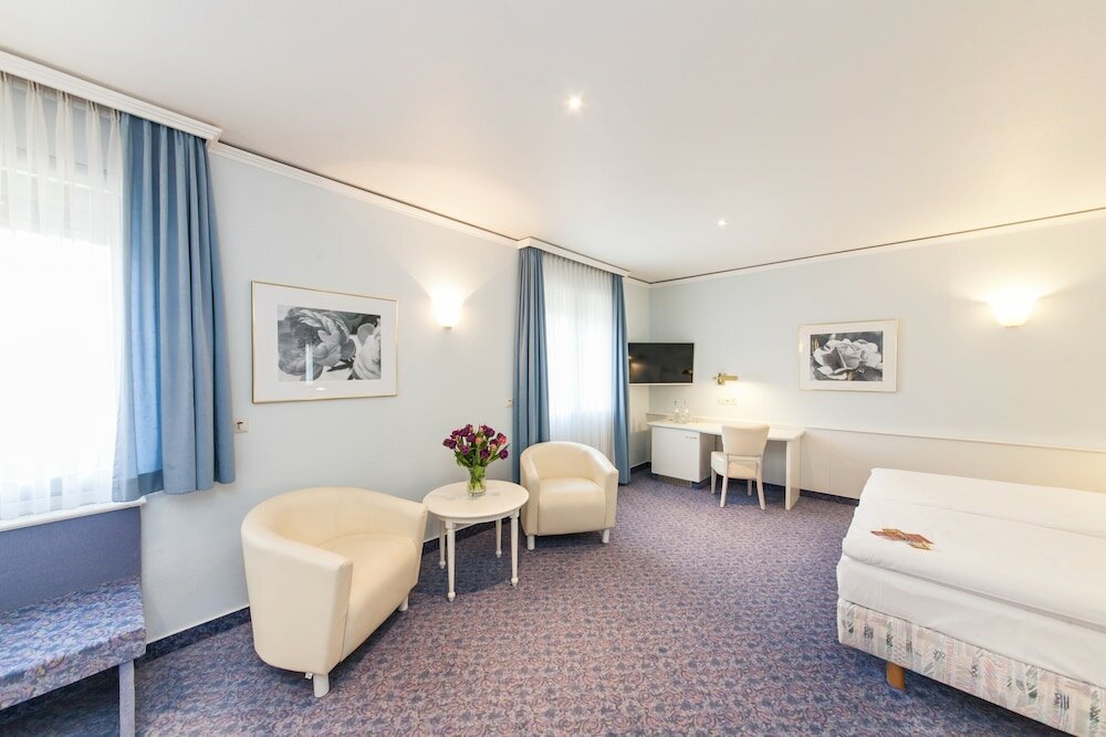 Фото Novum Hotel Post Aschaffenburg