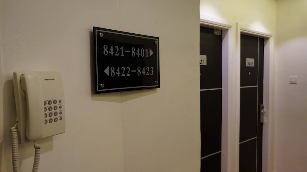 Фото Pine Garden Hotel