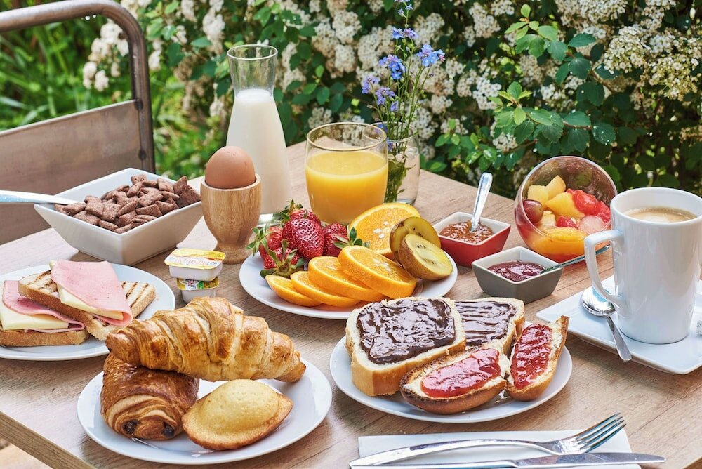 Фото Hotel Kyriad Direct Le Bourget Gonesse