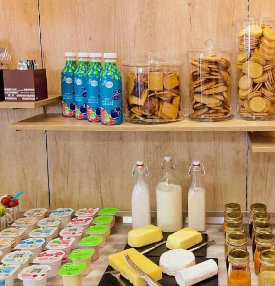 Фото Residhome Paris Rosa Parks