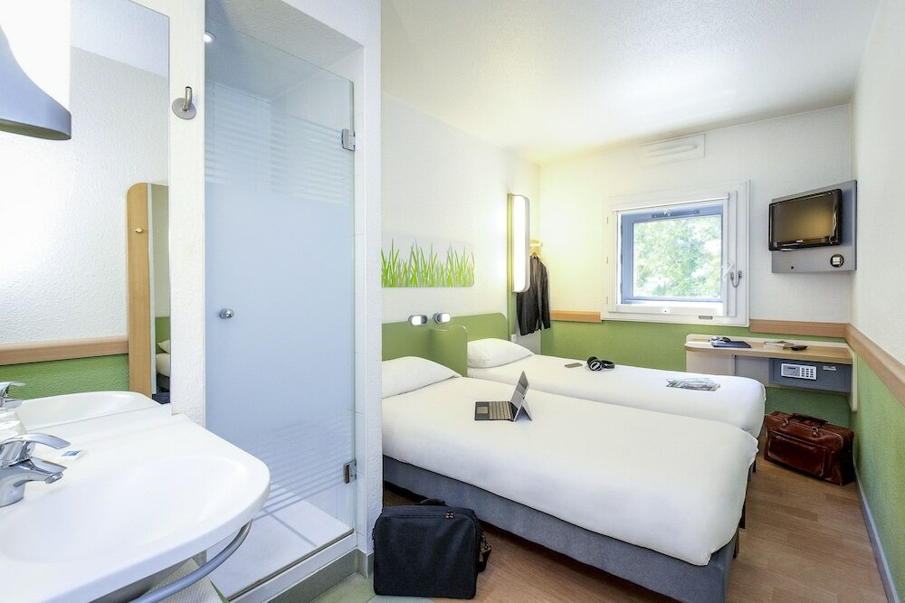 Фото First Inn Hotel