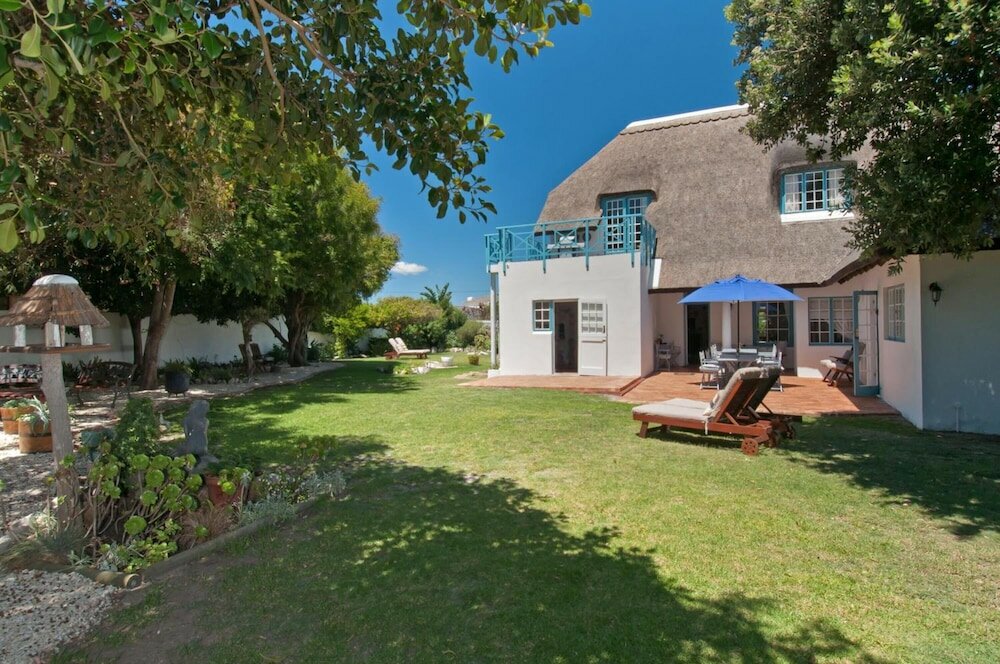 Фото Cliff Cottage