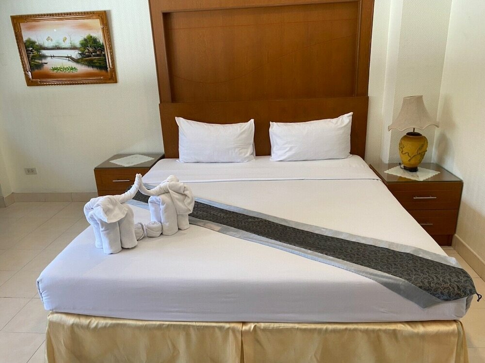 Фото Seaview Hotel Sriracha