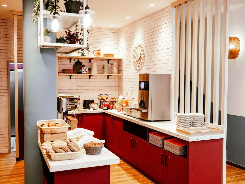 Фото Ibis Styles Luxembourg Centre Gare