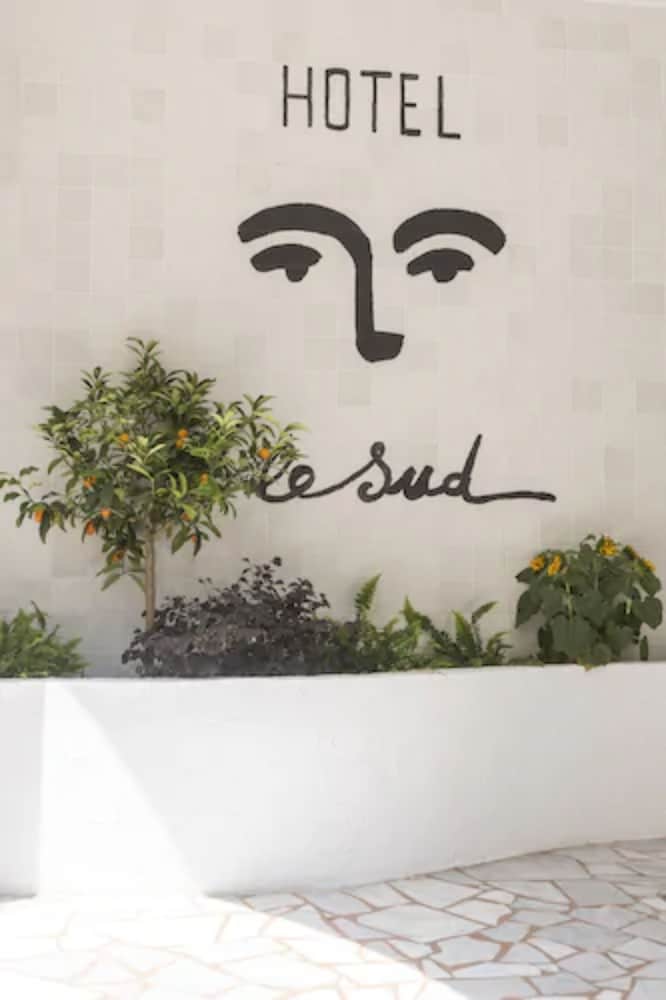 Фото Hôtel le Sud