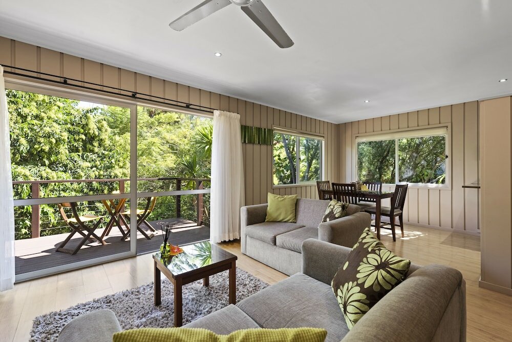 Фото Broad Leaf Villas