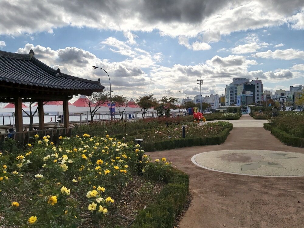 Фото Pohang Valentine Hotel