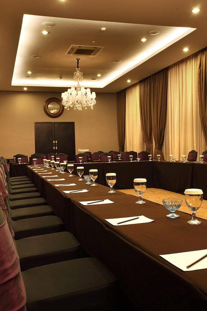 Фото Amaroossa Grande Bekasi