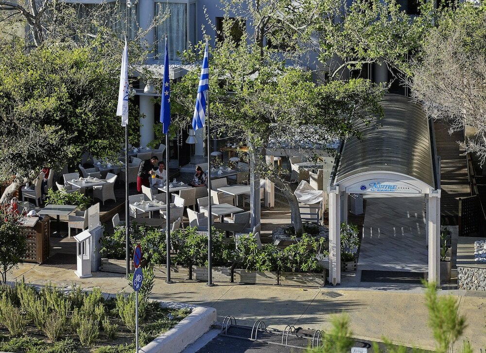 Фото Kyma Suites Beach Hotel