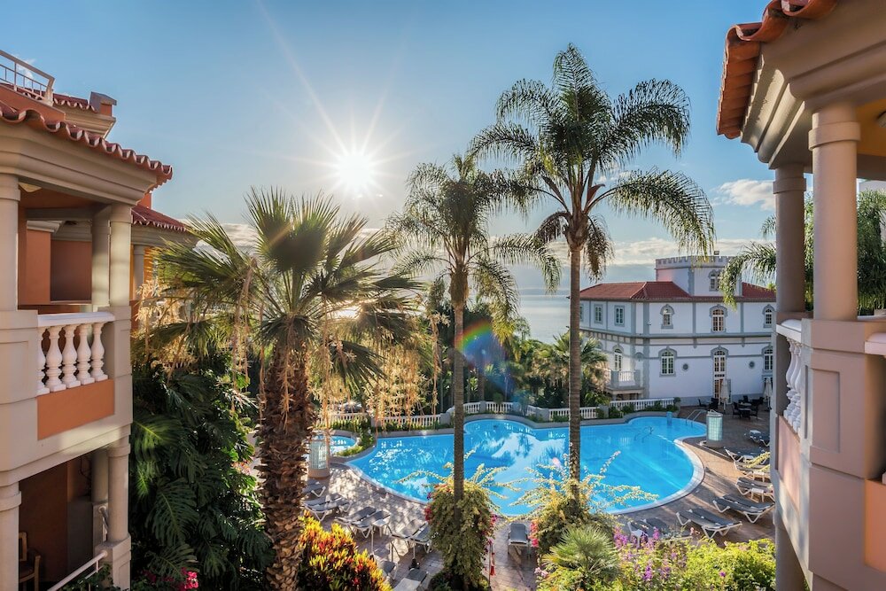 Фото Pestana Village Garden Hotel