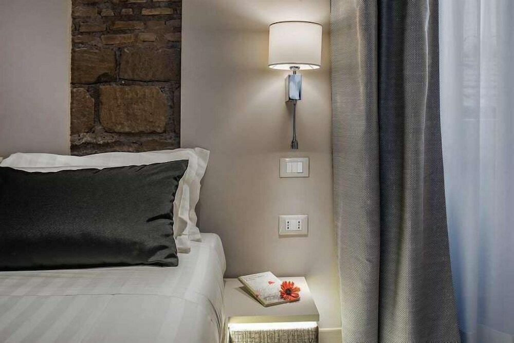 Фото VIA Veneto Prestige Rooms