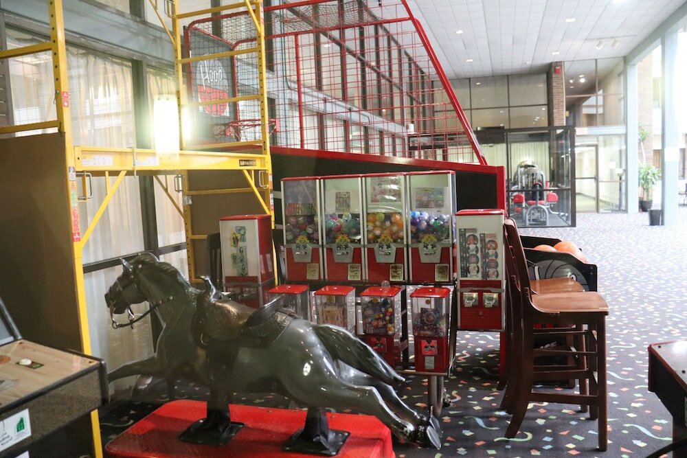 Фото Ramada Hotel & Conference Center by Wyndham Lansing