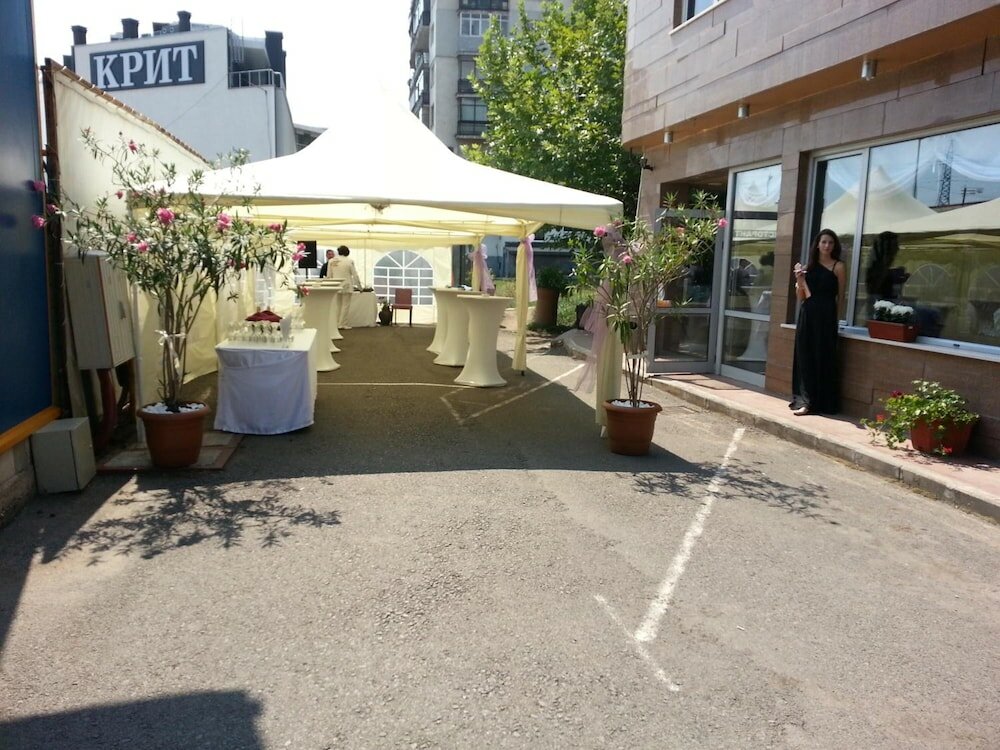 Фото Elate Plaza Business Hotel