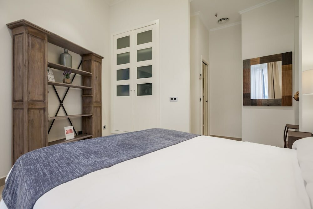 Фото Welldone Cathedral Suites