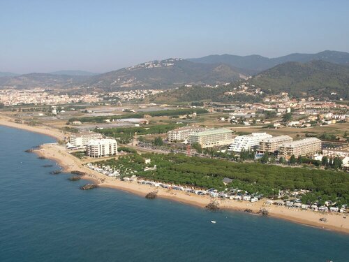 Внешний вид отеля Hotel Montemar Maritim в Санта-Сусане, фото 4