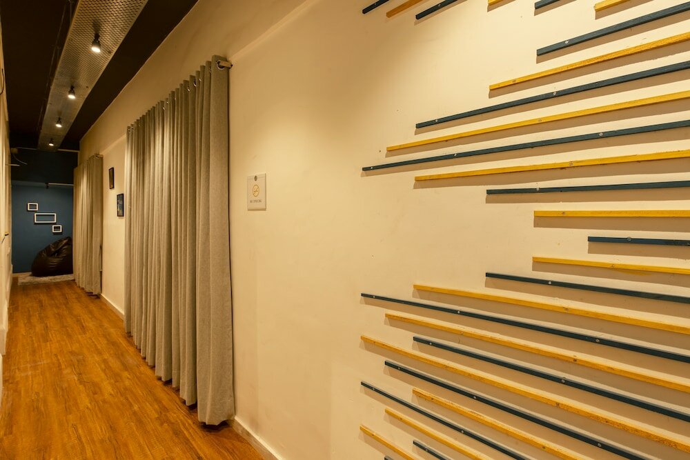 Фото Locomo Hostel - Mumbai