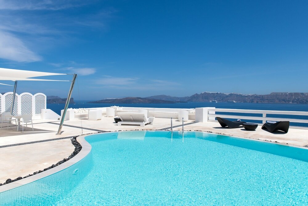 Фото Avant Garde Suites