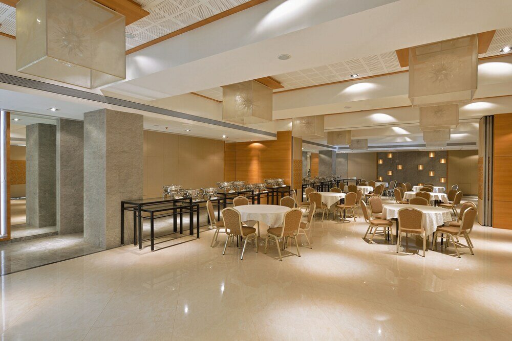 Фото Krishna Palace Hotel Ambernath