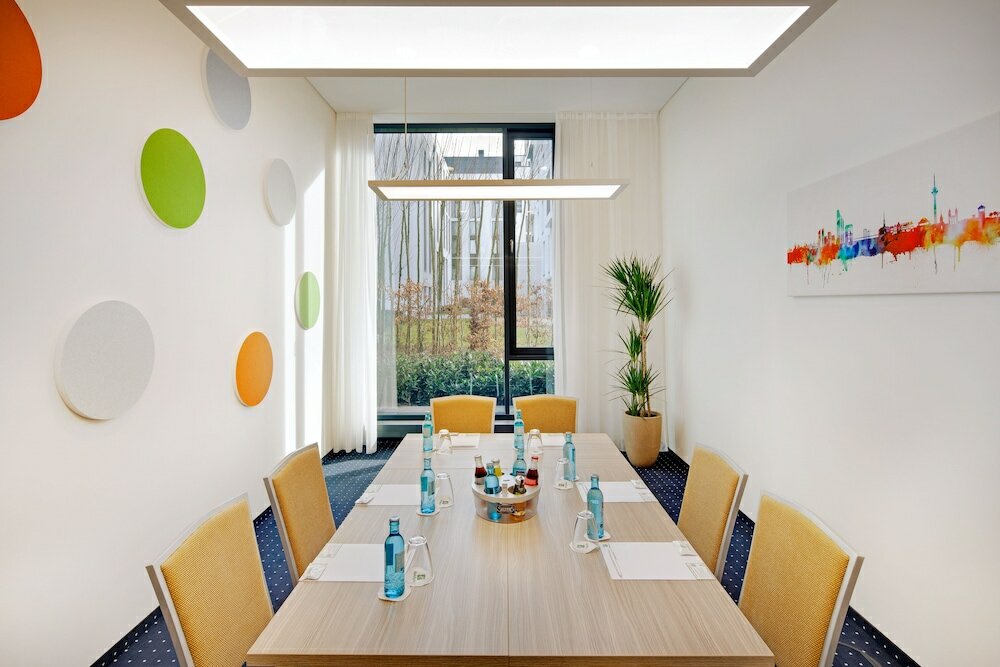 Фото Holiday Inn Dusseldorf City Toulouser Allee, an Ihg Hotel