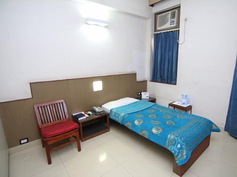 Фото Ymca Tourist Hostel