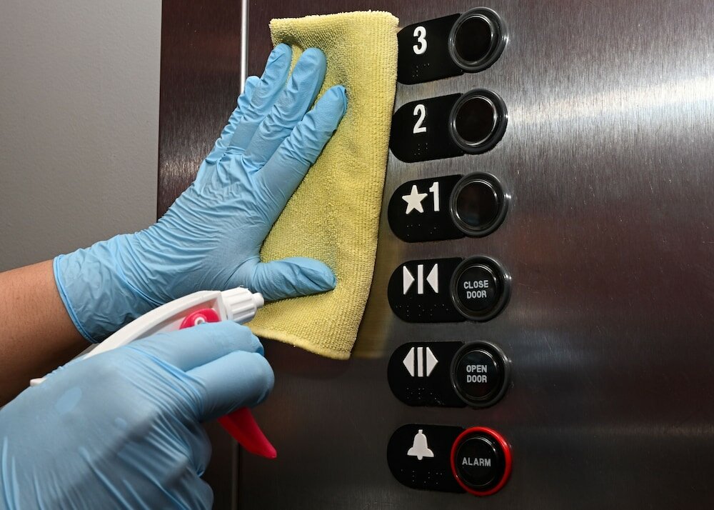 Фото Holiday Inn Express & Suites Corona