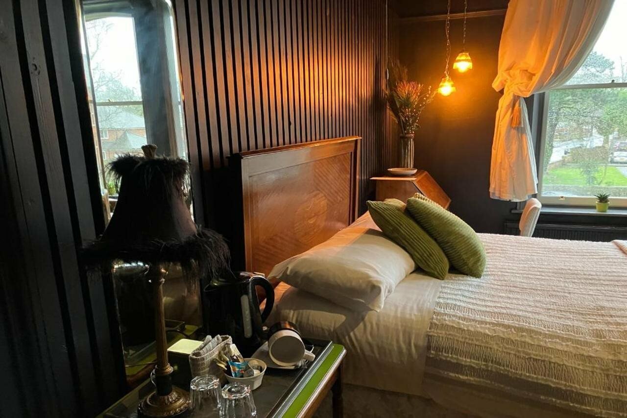 Фото Cornerstones Guest House