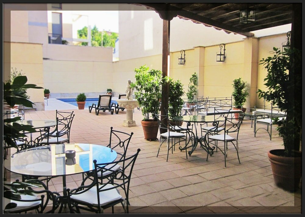 Фото Hotel Puente Romano de Salamanca