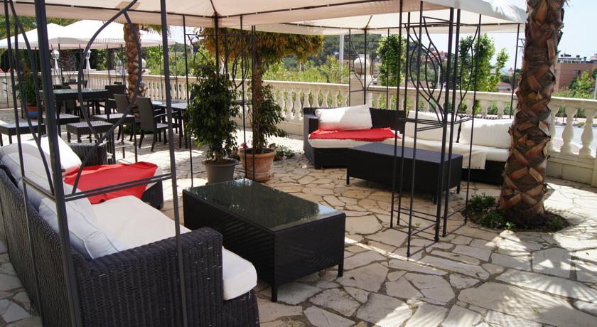 Фото Hotel Bonsol