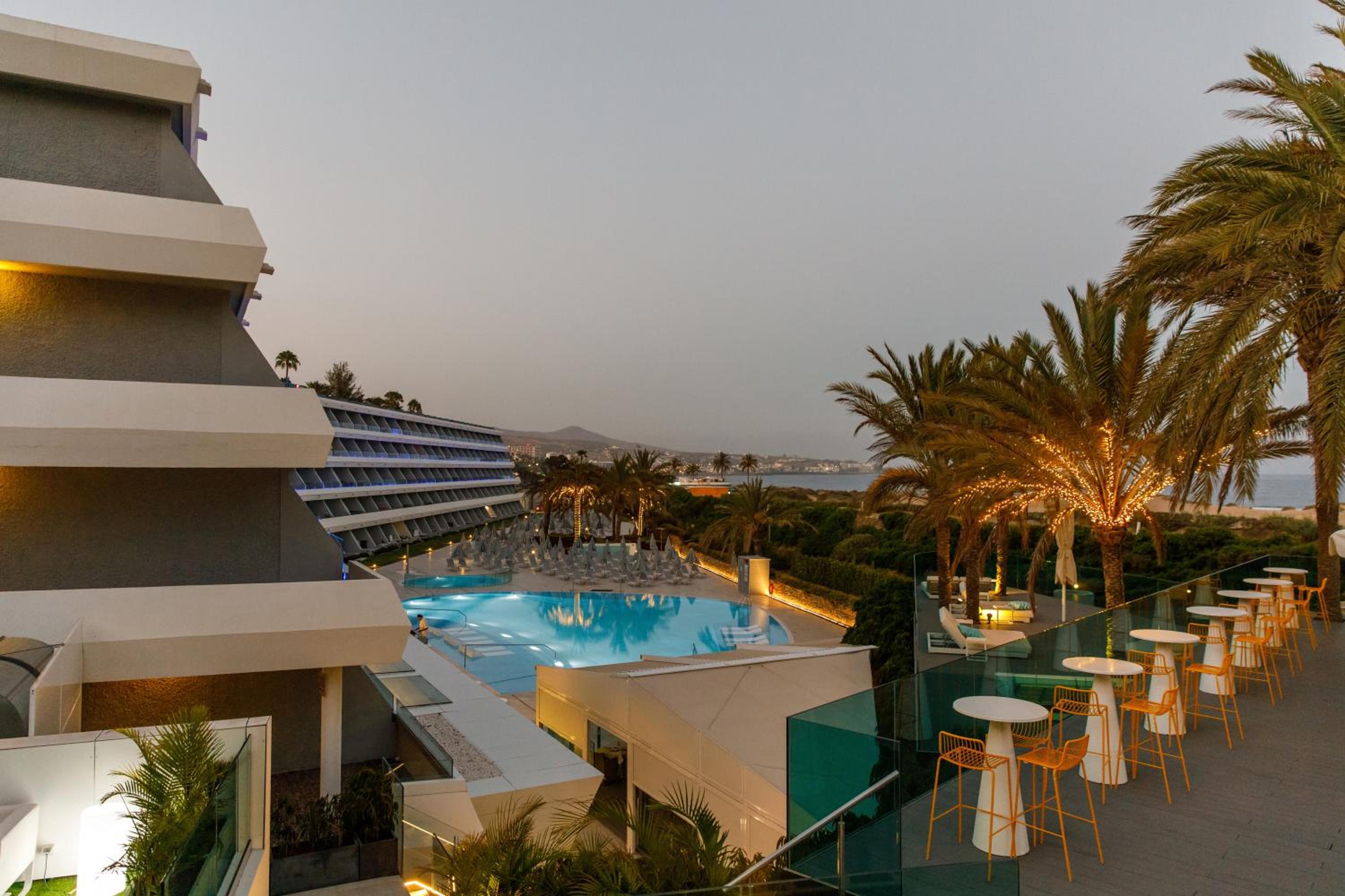 Фото Santa Monica Suites Hotel