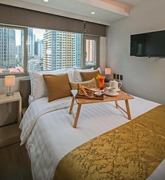Фото The Mini Suites Eton Tower Makati