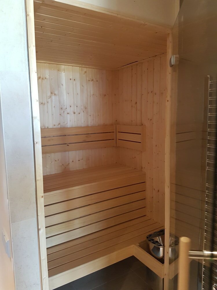 Фото Van der Valk Hotel Groningen Westerbroek