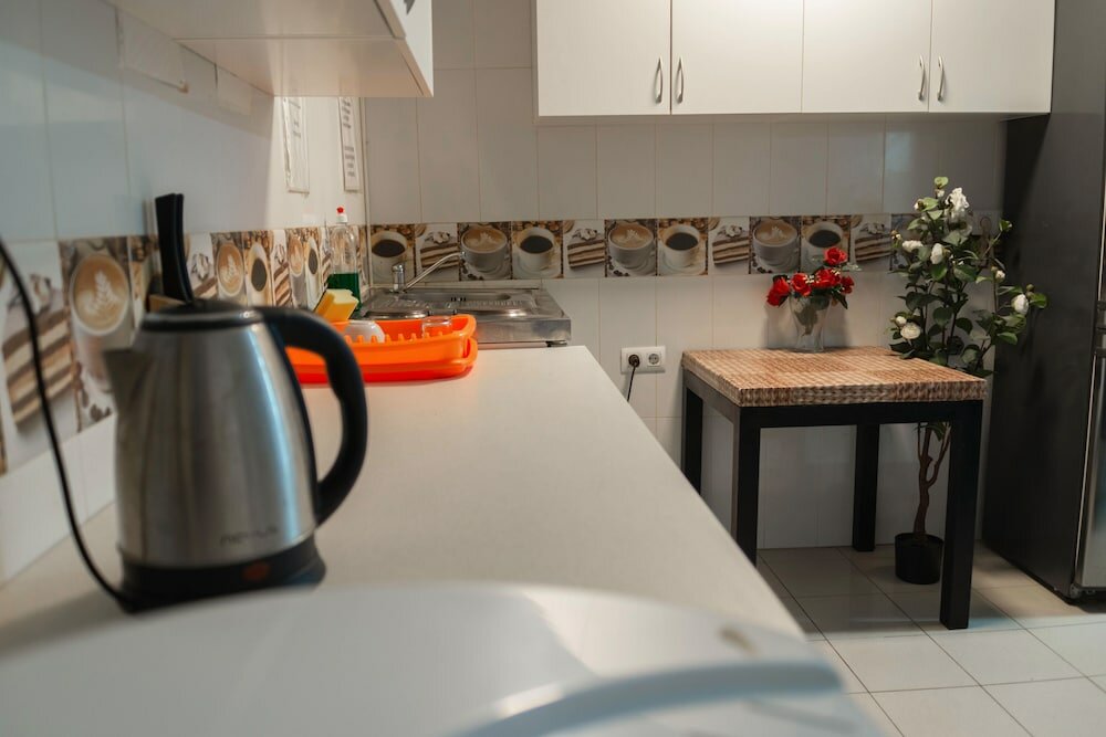 Фото Go Bcn Hostal Ideal Badal - Hostel