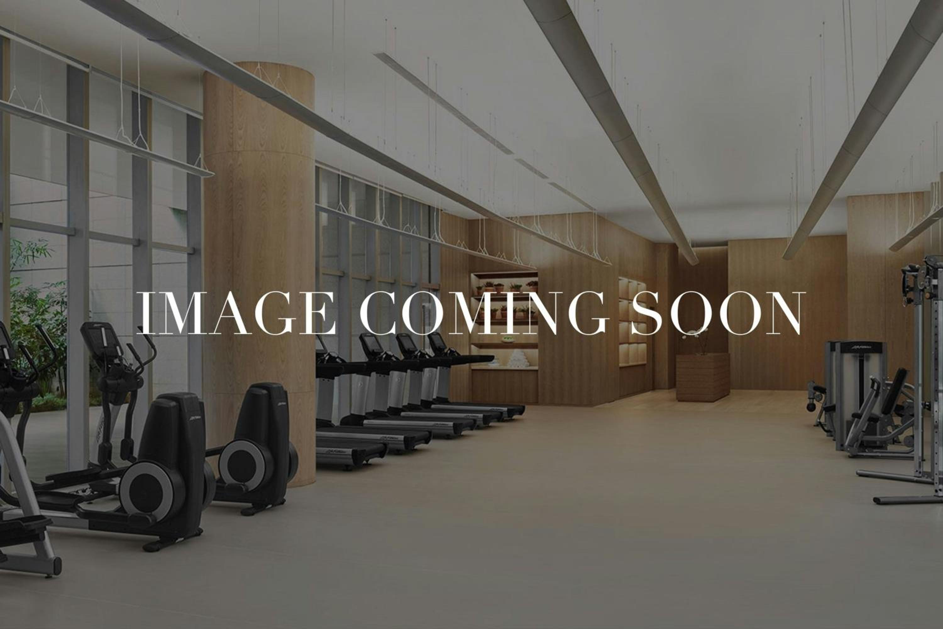 Фото Britannia Excelsior