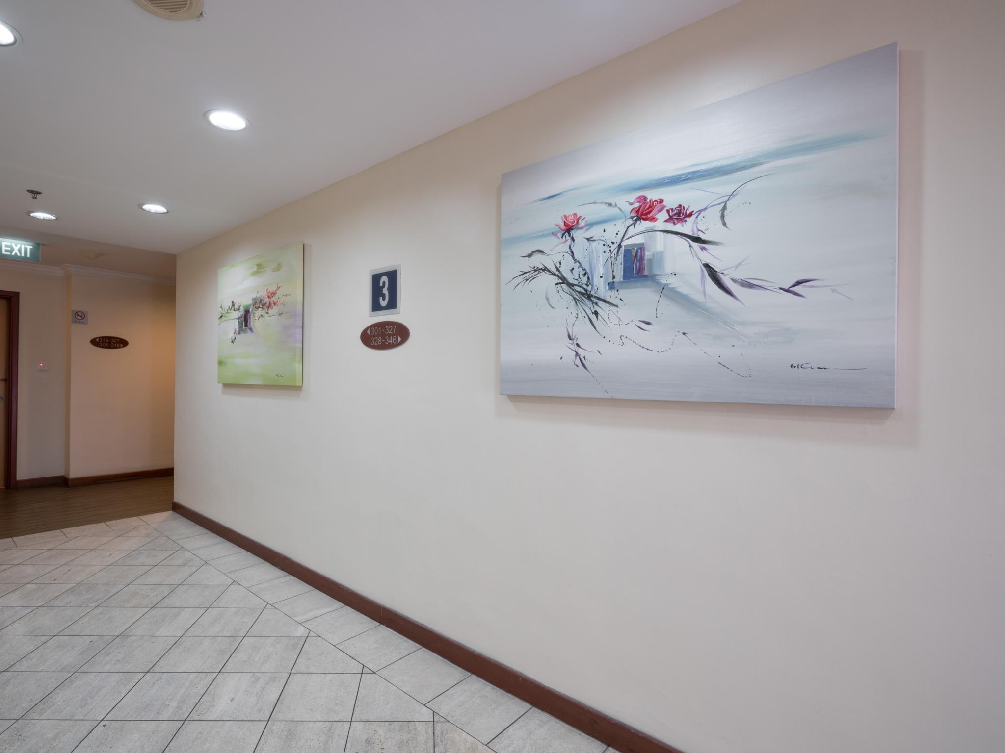 Фото Hotel 81 Tristar