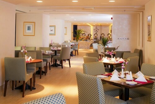 Гостиница City Seasons Al Hamra Abu Dhabi в Абу-Даби